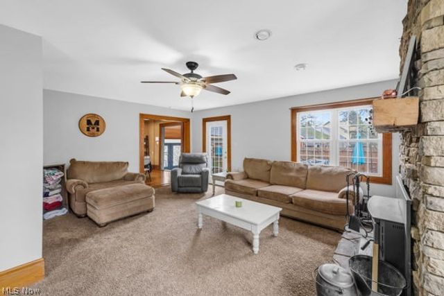 624 E Ford Avenue, Barberton, OH 44203