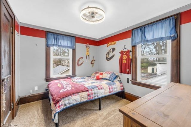 624 E Ford Avenue, Barberton, OH 44203