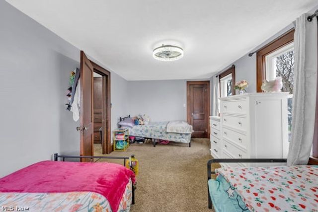 624 E Ford Avenue, Barberton, OH 44203