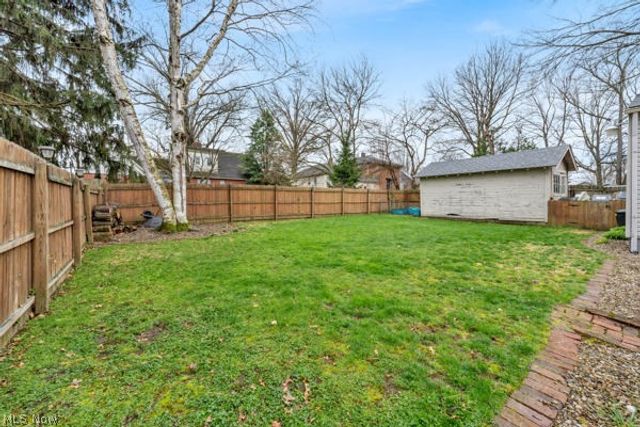 624 E Ford Avenue, Barberton, OH 44203