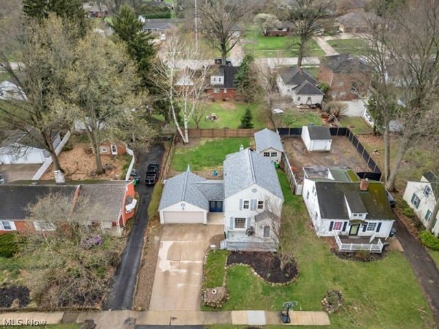 624 E Ford Avenue, Barberton, OH 44203