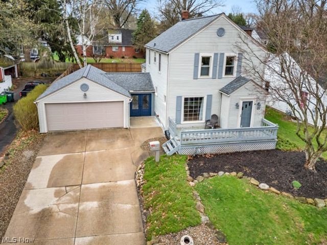 624 E Ford Avenue, Barberton, OH 44203