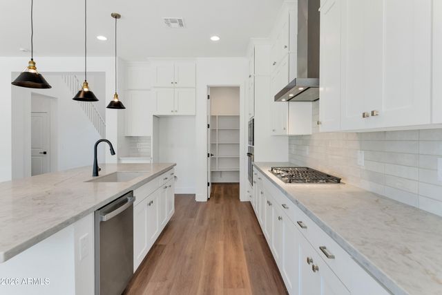 3723 E FAWN Drive, Phoenix, AZ 85042