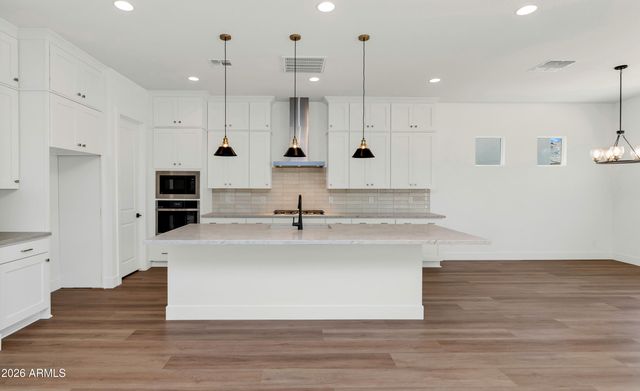 3723 E FAWN Drive, Phoenix, AZ 85042