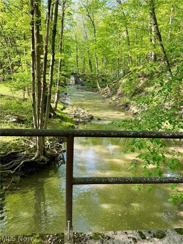 6066 Case Road, North Ridgeville, OH 44039