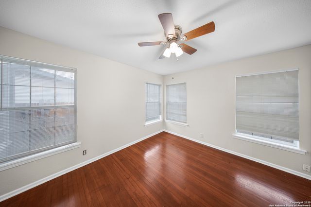 126 Cresham Dr., San Antonio, TX 78218