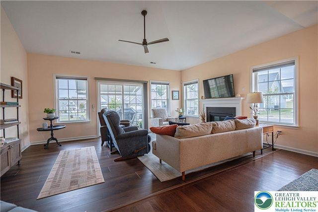 3767 Founders XING, Easton, PA 18045