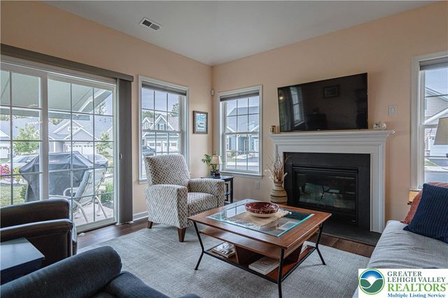 3767 Founders XING, Easton, PA 18045