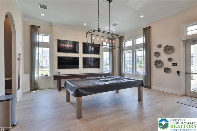 3767 Founders XING, Easton, PA 18045