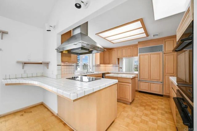 5874 Lamas Street, San Diego, CA 92122