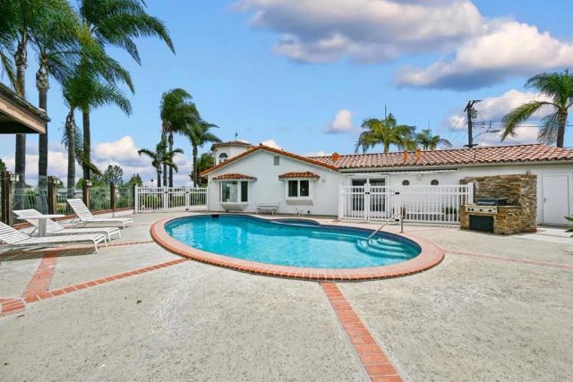 5874 Lamas Street, San Diego, CA 92122