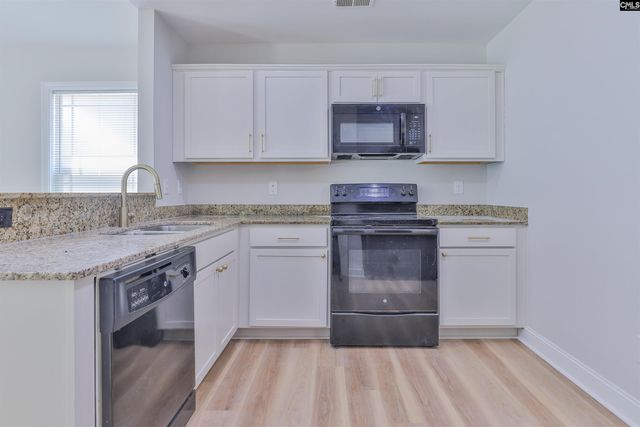 527 Calhoun Road, Swansea, SC 29160