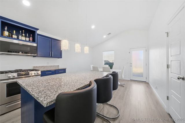 14517 E 114th Street S, Owasso, OK 74055