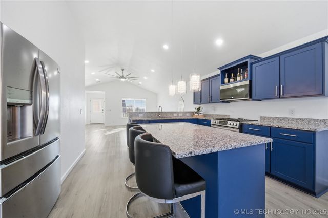 14517 E 114th Street S, Owasso, OK 74055