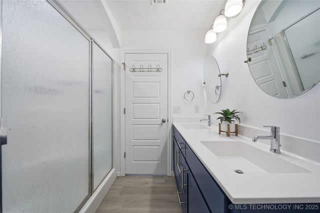 14517 E 114th Street S, Owasso, OK 74055