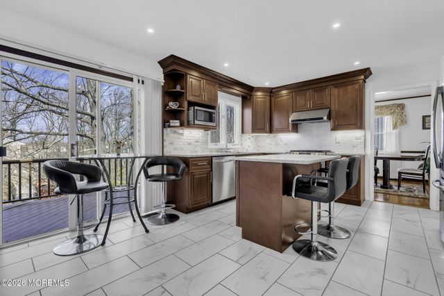 22 Ellison Avenue, Edison, NJ 08820