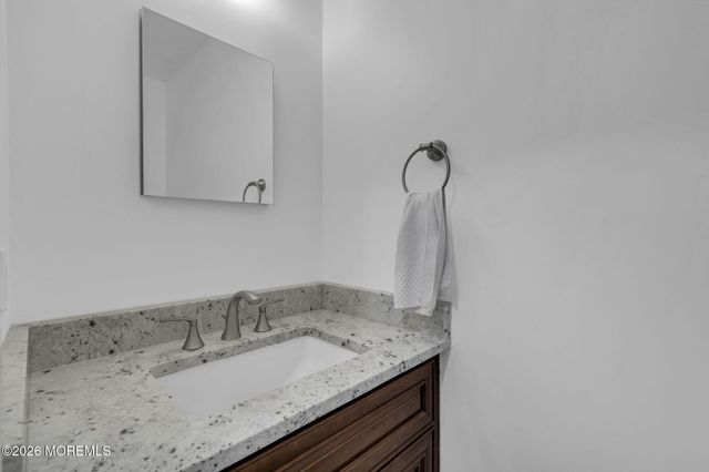 22 Ellison Avenue, Edison, NJ 08820