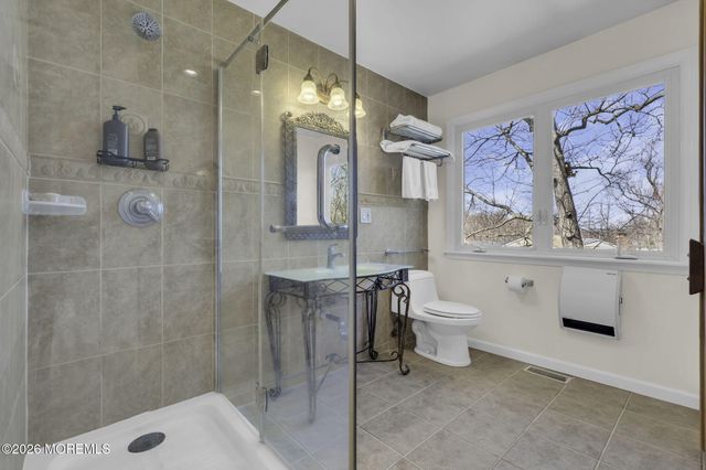 22 Ellison Avenue, Edison, NJ 08820