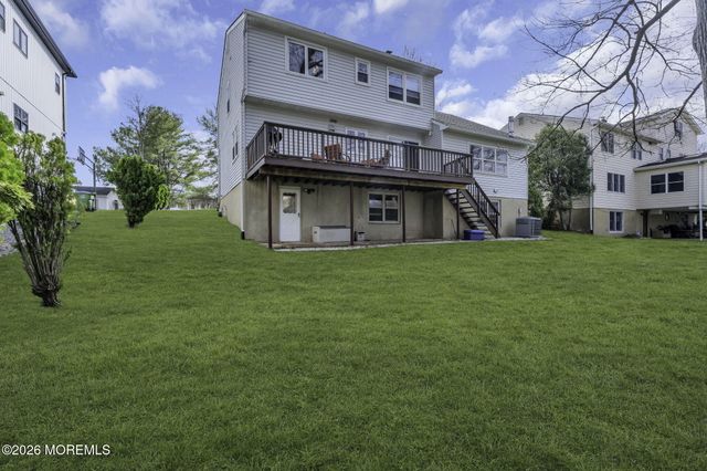 22 Ellison Avenue, Edison, NJ 08820