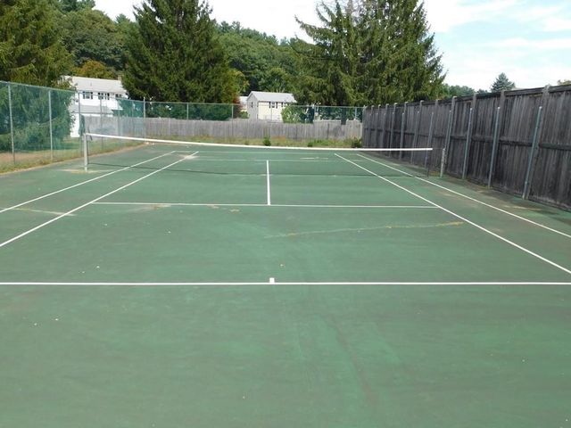 3 Hallmark Gardens 5, Burlington, MA 01803