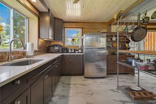 1818 Benson Road, Skaneateles, NY 13152
