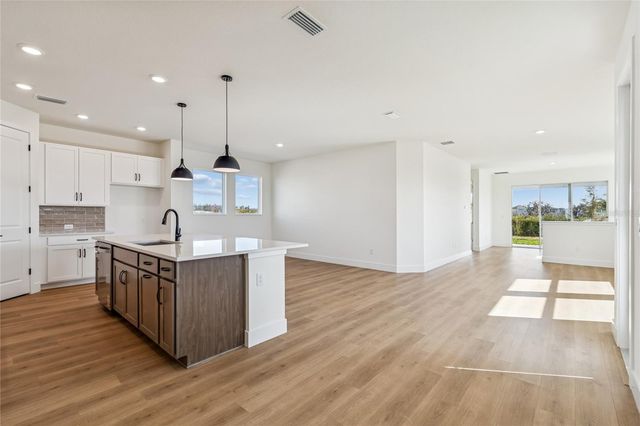 5648 SPIVEY COURT, Wesley Chapel, FL 33545