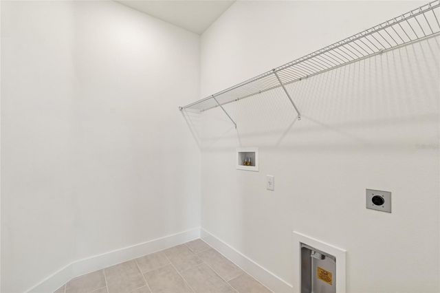 5648 SPIVEY COURT, Wesley Chapel, FL 33545