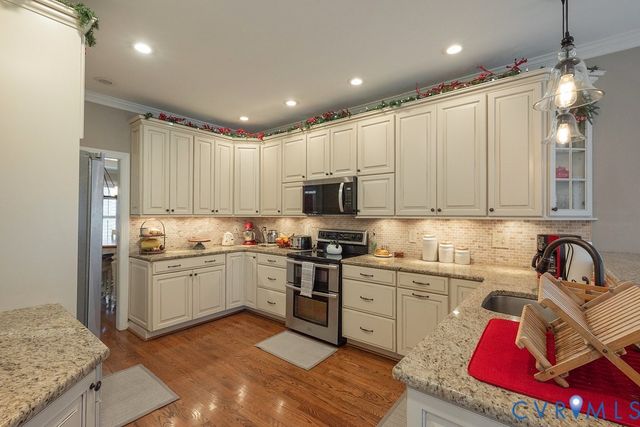 6067 Homehills Rd, Mechanicsville, VA 23111