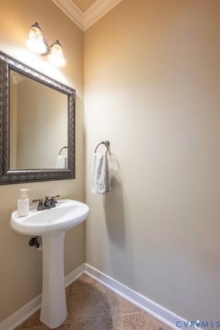 6067 Homehills Rd, Mechanicsville, VA 23111