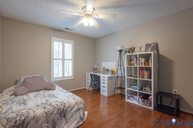 6067 Homehills Rd, Mechanicsville, VA 23111