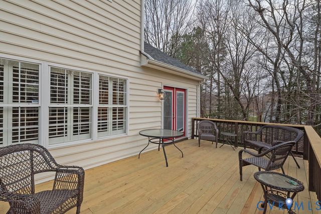 6067 Homehills Rd, Mechanicsville, VA 23111