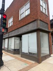 82-84 S Broadway, Aurora, IL 60505