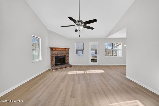 2917 New Town Drive, Wilmington, NC 28405