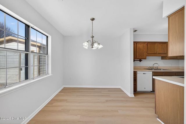 2917 New Town Drive, Wilmington, NC 28405