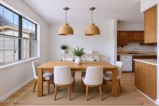 2917 New Town Drive, Wilmington, NC 28405