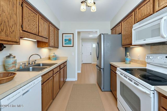 2917 New Town Drive, Wilmington, NC 28405