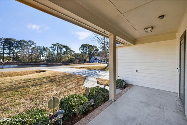 2917 New Town Drive, Wilmington, NC 28405