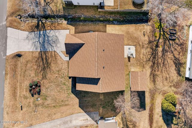 2917 New Town Drive, Wilmington, NC 28405