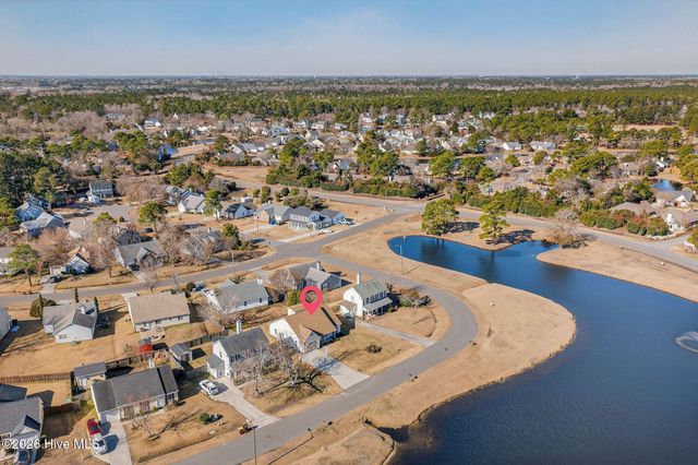 2917 New Town Drive, Wilmington, NC 28405