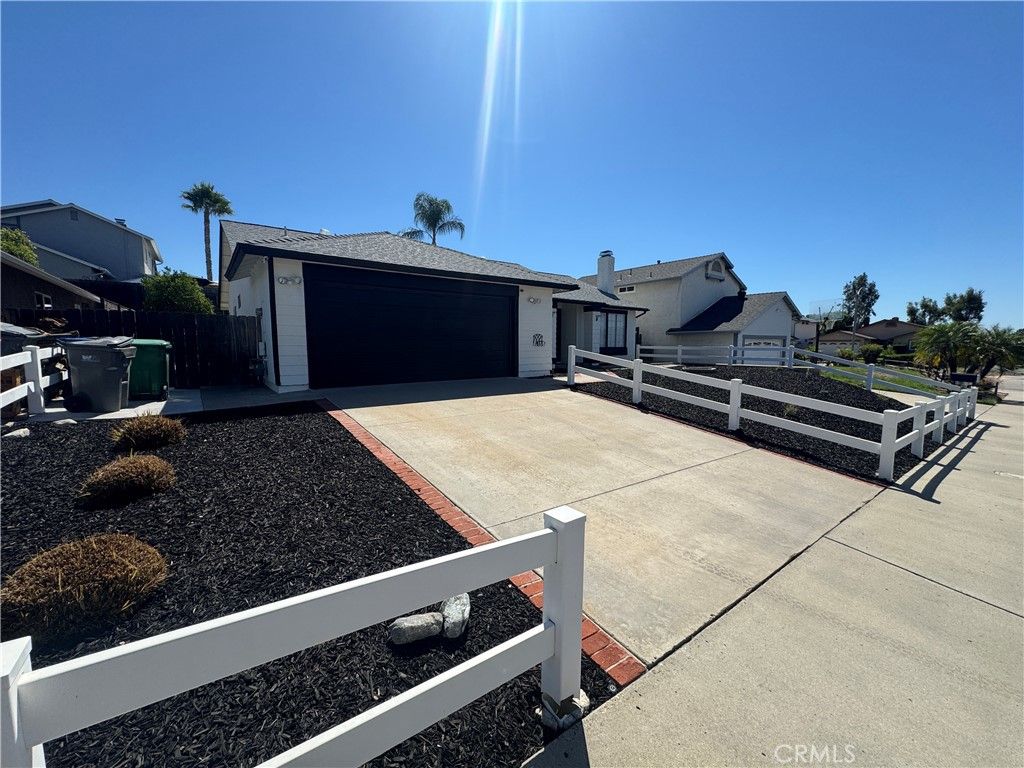 Image 1 of property listing at 10165 W Glendon Circle, Santee, CA 92071
