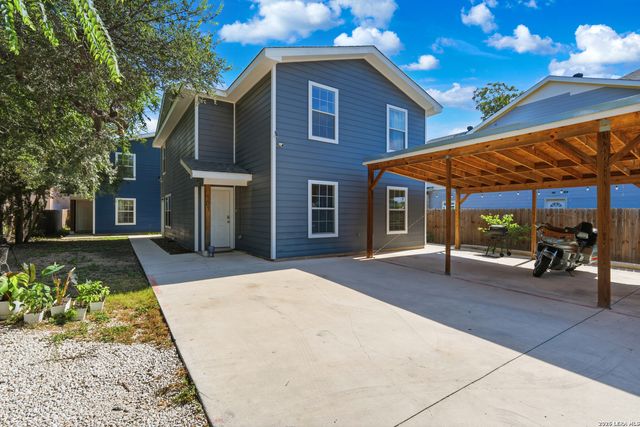 1535 W Laurel, San Antonio, TX 78201