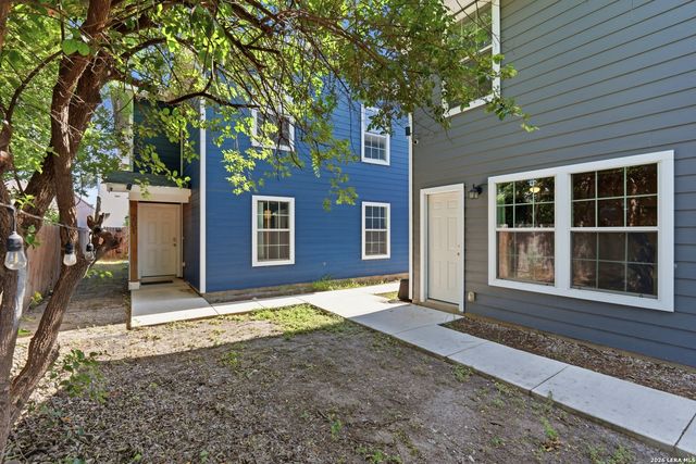 1535 W Laurel, San Antonio, TX 78201