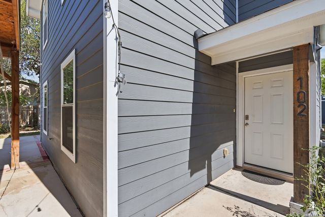 1535 W Laurel, San Antonio, TX 78201