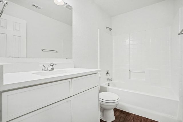 2640 Pioneer Bluffs Road, Balch Springs, TX 75181