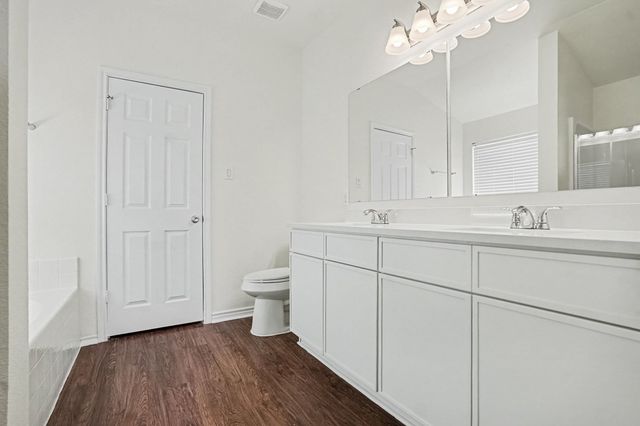 2640 Pioneer Bluffs Road, Balch Springs, TX 75181