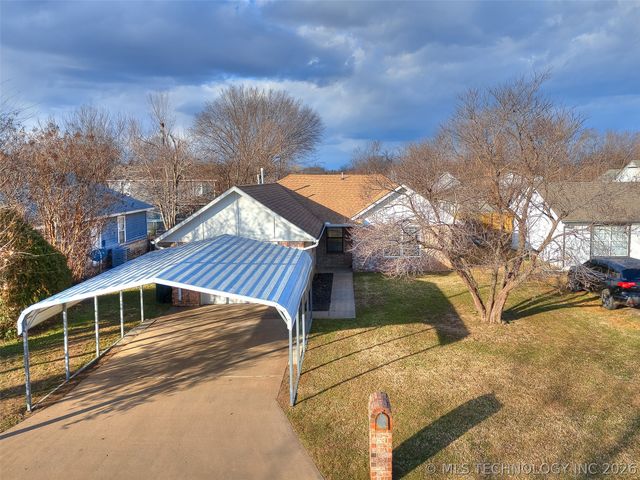 606 W 19th Street S, Claremore, OK 74019