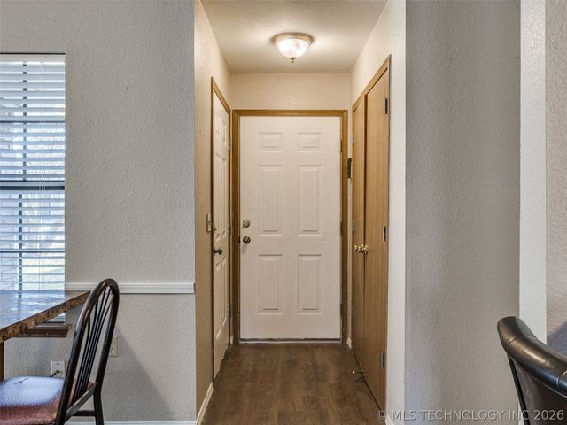606 W 19th Street S, Claremore, OK 74019