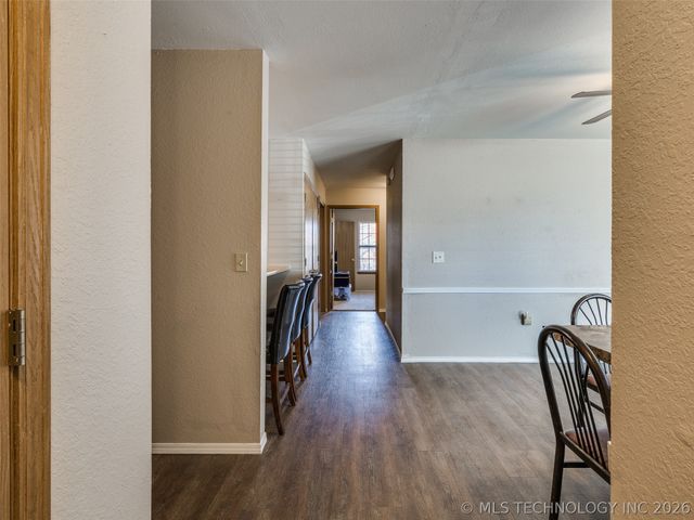 606 W 19th Street S, Claremore, OK 74019