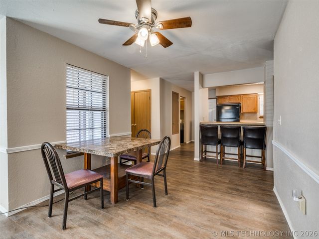 606 W 19th Street S, Claremore, OK 74019