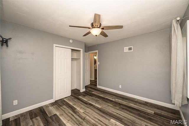 6300 Ashwell Drive, St Louis, MO 63123